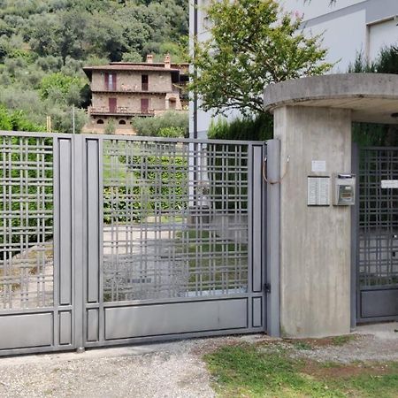 Appartamento Nelly - Per 4 Persone - Caray Park - Sale Marasino - Lago D'Iseo Marone Exteriör bild